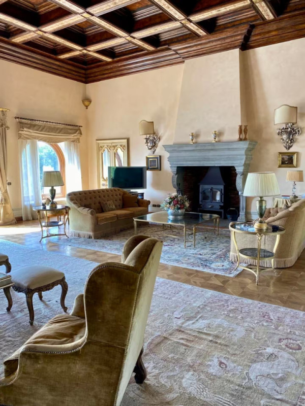 pluche74 toskana lake villa 8