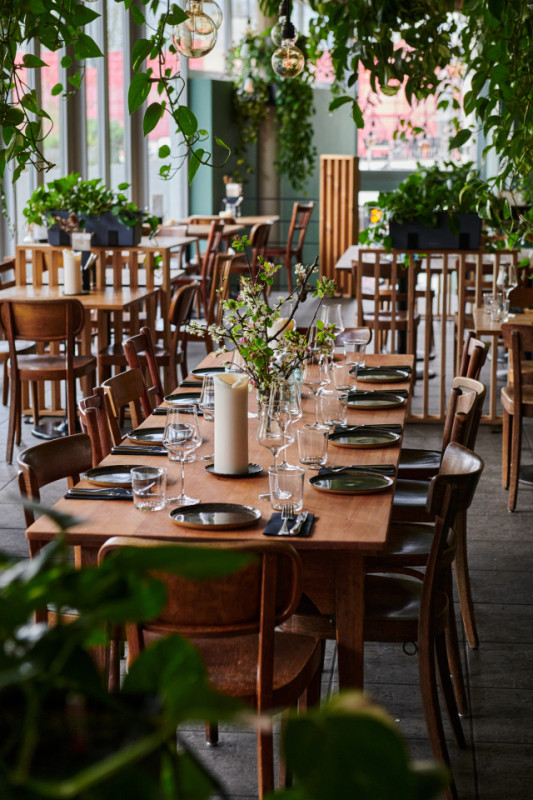 pluche74 urban garden dining 9