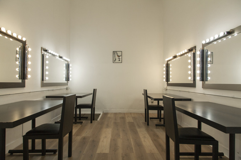 plush74 vibrant milan loft 6