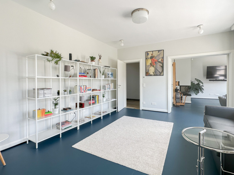 plush74 vintage bauhaus house 1(1)