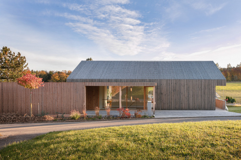 plush74 wooden modern country house 15