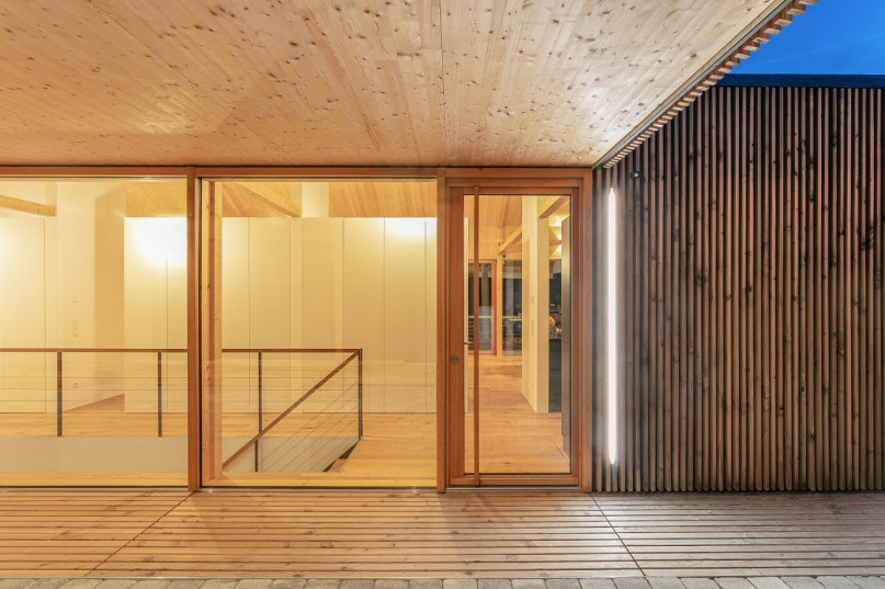 plush74 wooden modern country house 3