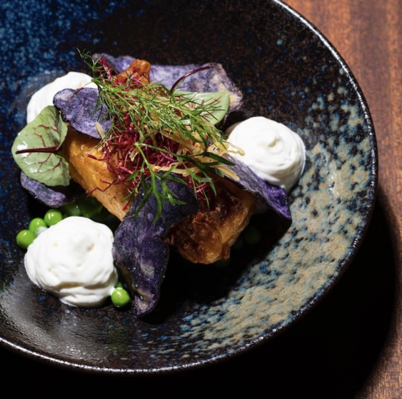 restaurant location berlin plush7413