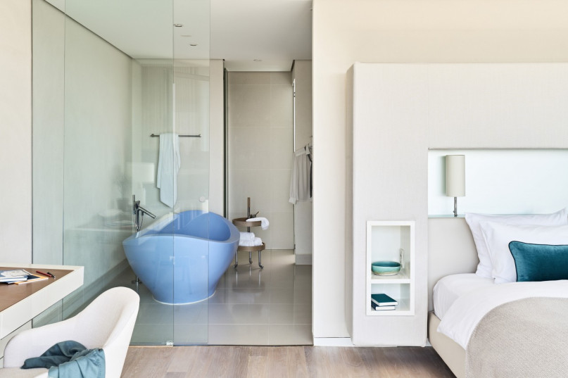 side presidential suite 1008