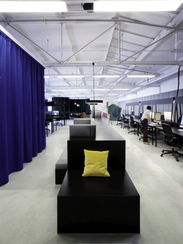 200905 loqi werner aisslinger office image 3