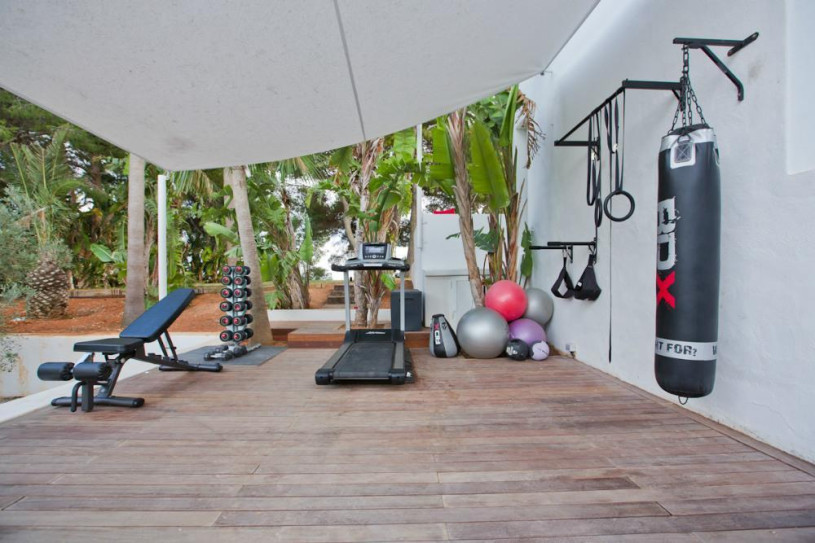 232f26bfa5c84f32bf6e6e20ed5861ca