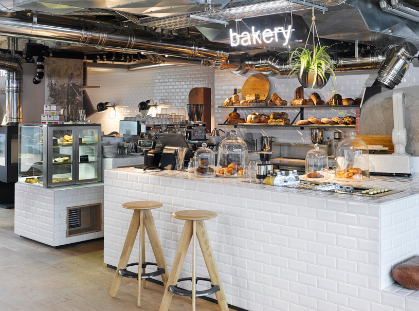 25h bikini stephanlemke houtvuurbakkerij klein 1