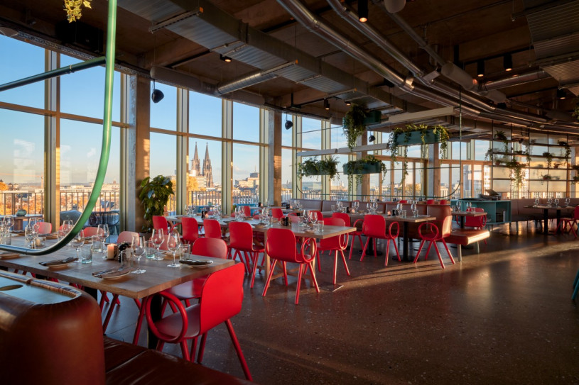 25h circle steveherud neni medium 5