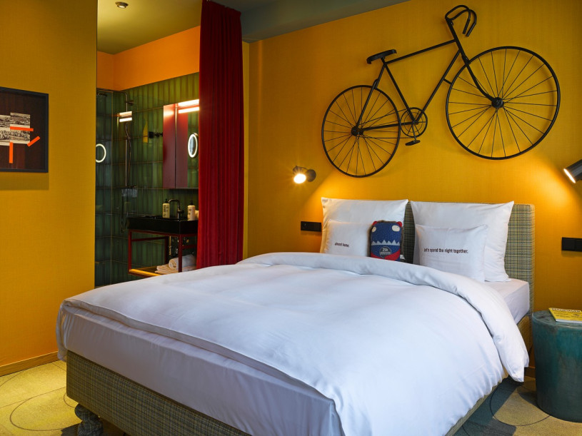 25h trip stephanlemke rooms m tropics neubau medium 1