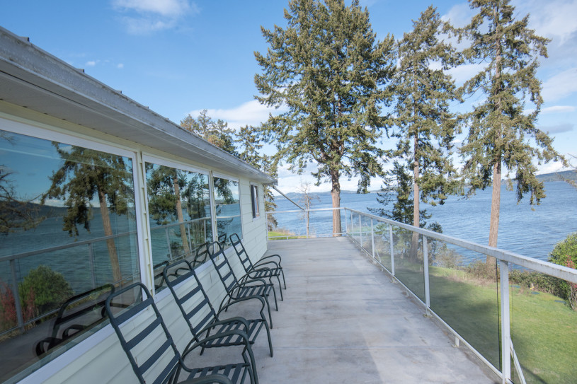 4857plush74 location film photo event vancouver island canada ocean cabin 18