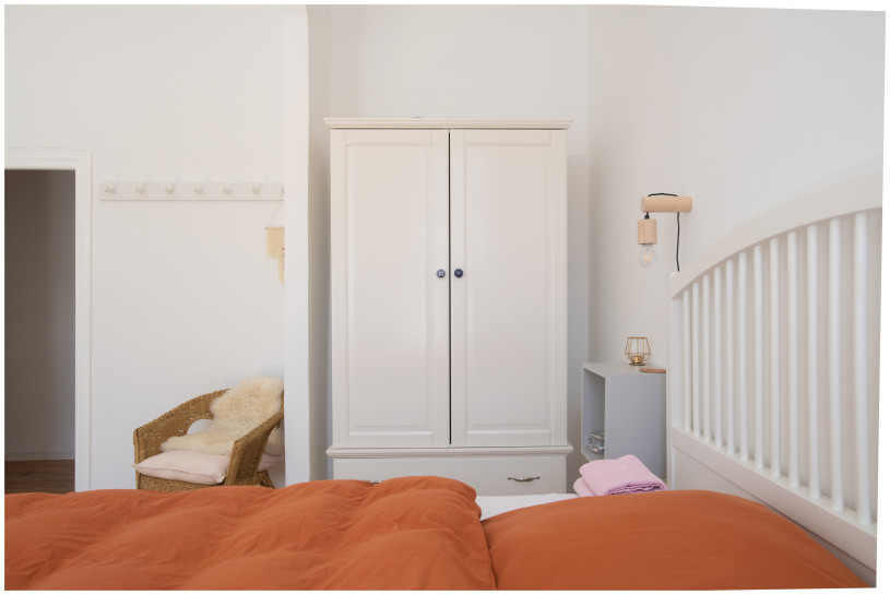 4B3EB9A6 C54C 4861 803D 50D4BE9E2A6B