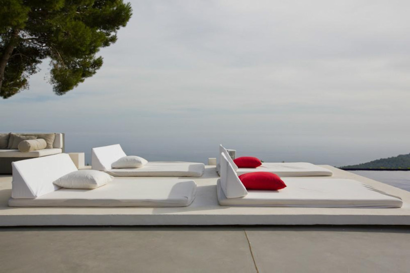 7e1c0534b91f4fd786bb5bfb79f849d1