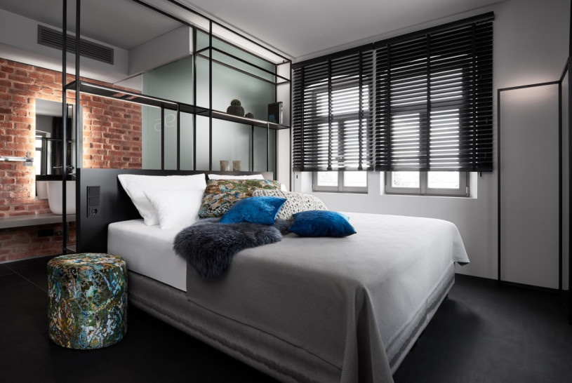 bayern boutique hotel home office felpa74 5