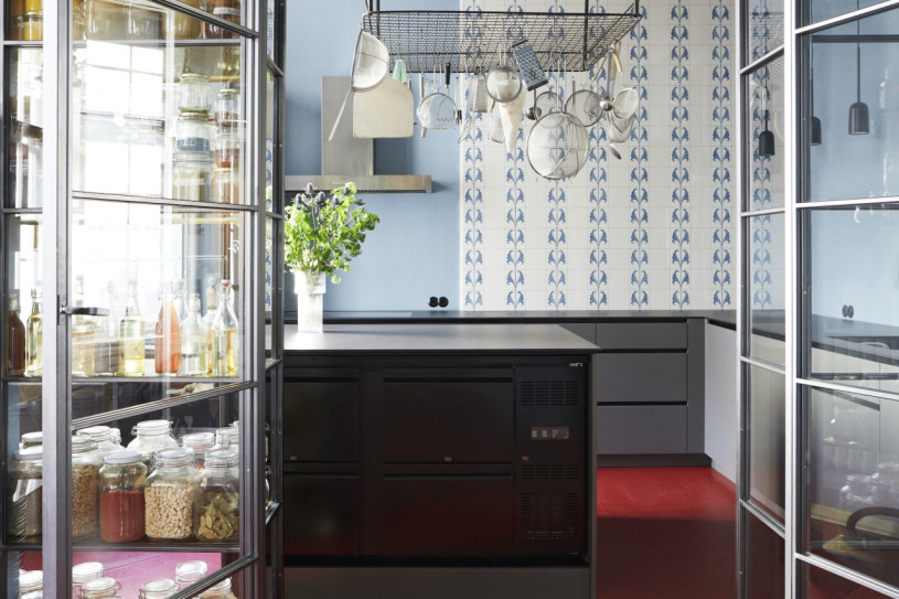 berlinlocationplush745jpeg13 (1)