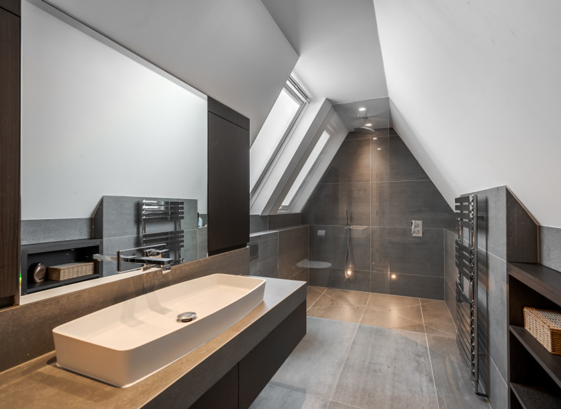 burcote road sw18 44