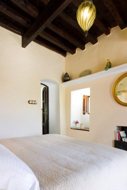 can talaias productions locaitons plush7427