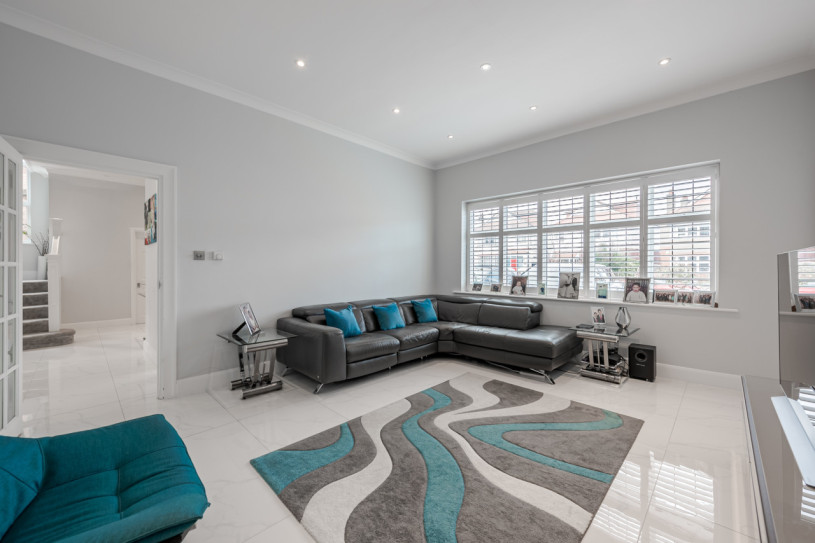 chandos house tv room