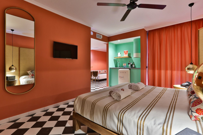 cubanitohotelibizaplush74location 54 9