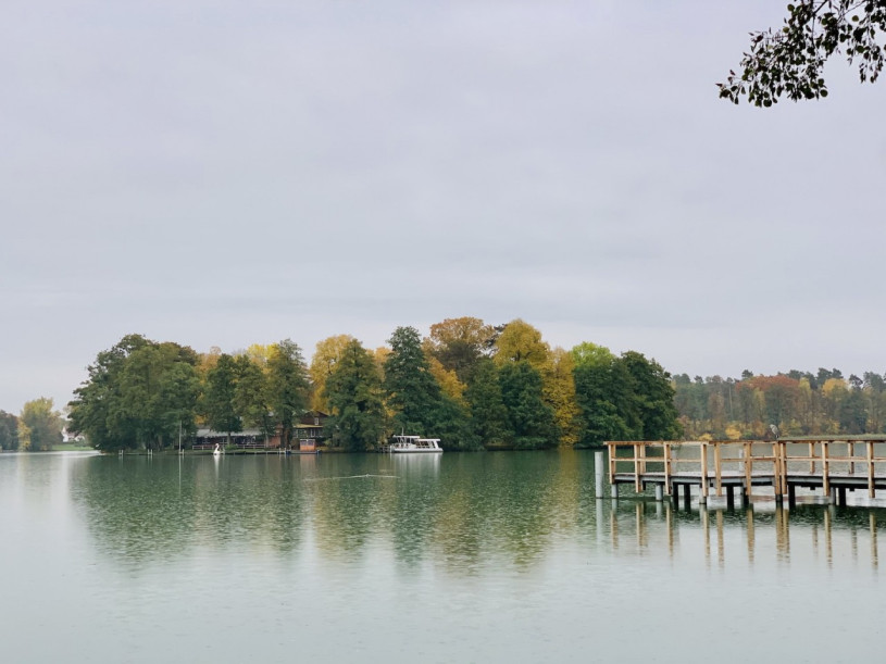 Veranstaltungsort brandenburg hochzeit steg see insel schießen 2