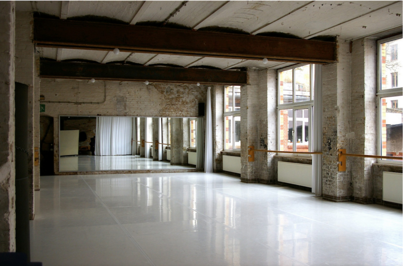 alemania lugar secreto dancehall doc11 rodaje eventos berlin peluche74 lugar 3