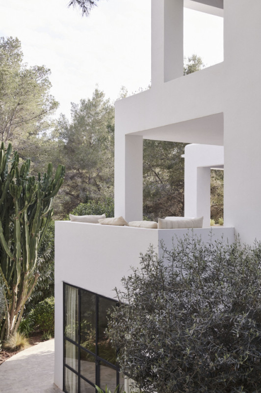 lovely locations ibiza furnet26