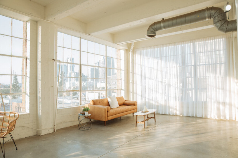 plus74 rose petal skyline loft la location14