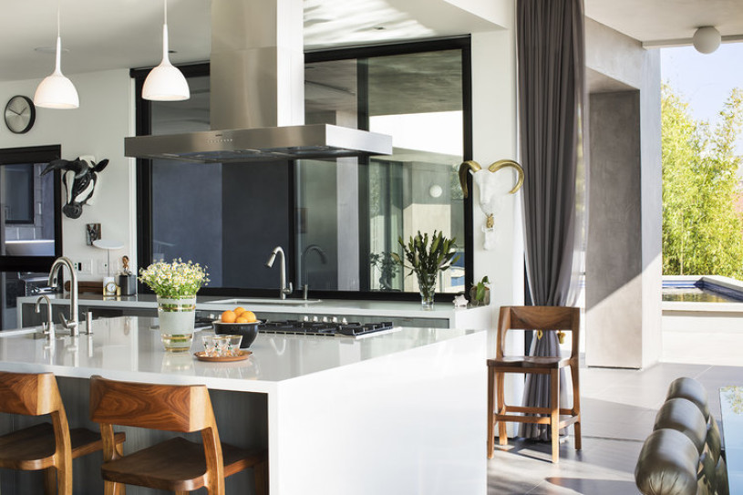 plus74 weiß vila usa la hollywood location32