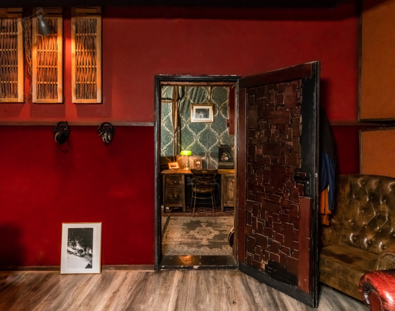 plush74 1920s roaring hideaway 16