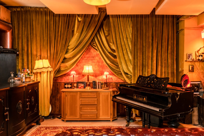 plush74 1920s roaring hideaway 36 (1)