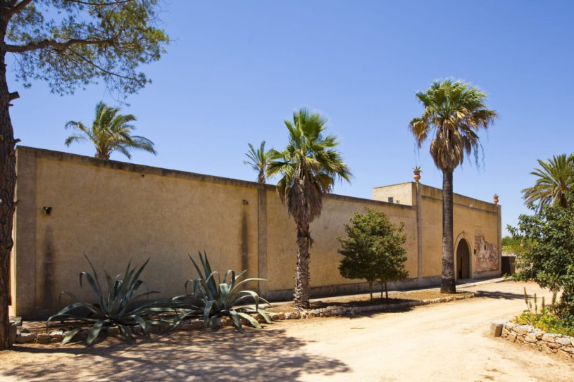 plush74 a cinematic masseria in puglia 15