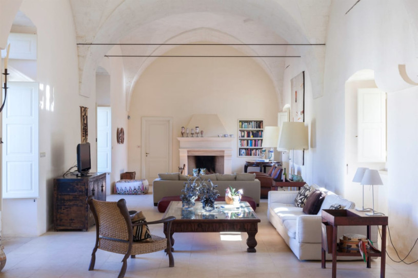 plush74 a cinematic masseria in puglia 5