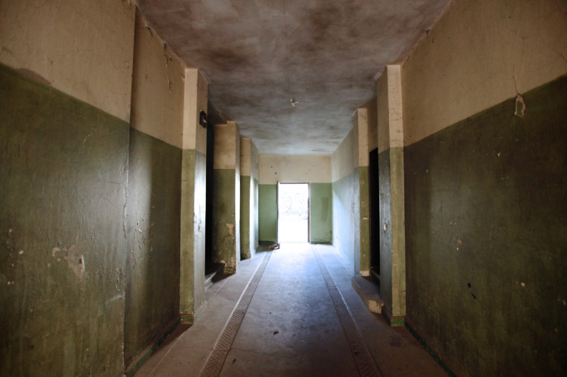 plush74 abandoned staircase 10 (4)