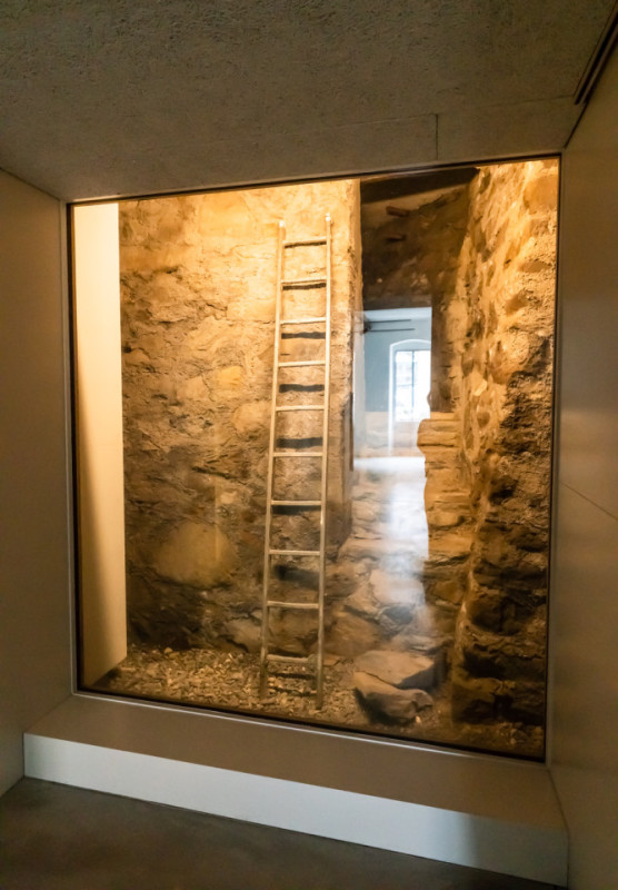 plush74 alpine cultural center 3