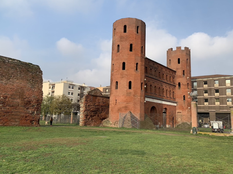 plush74 ancient roman city gate 3