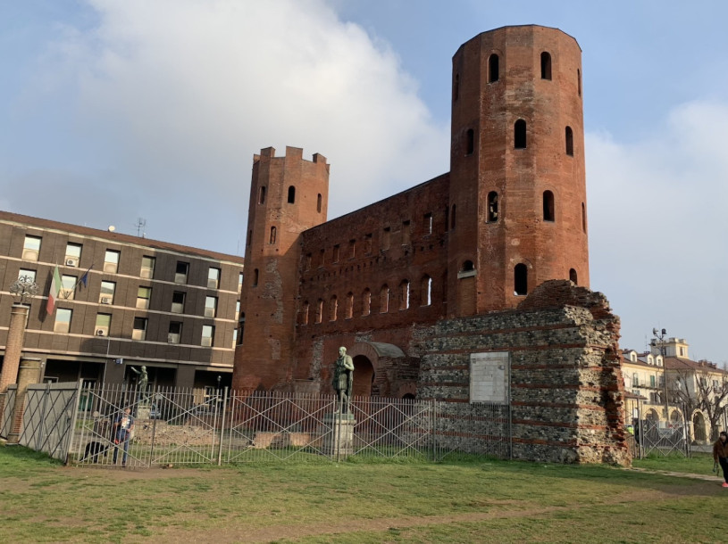 plush74 ancient roman city gate 7