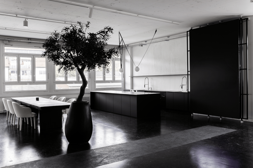 plush74 art gallery studio loft zurich 2