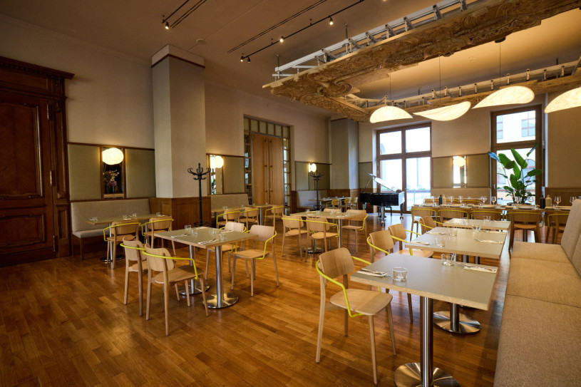 plush74 berlin design gem in historic setting 10