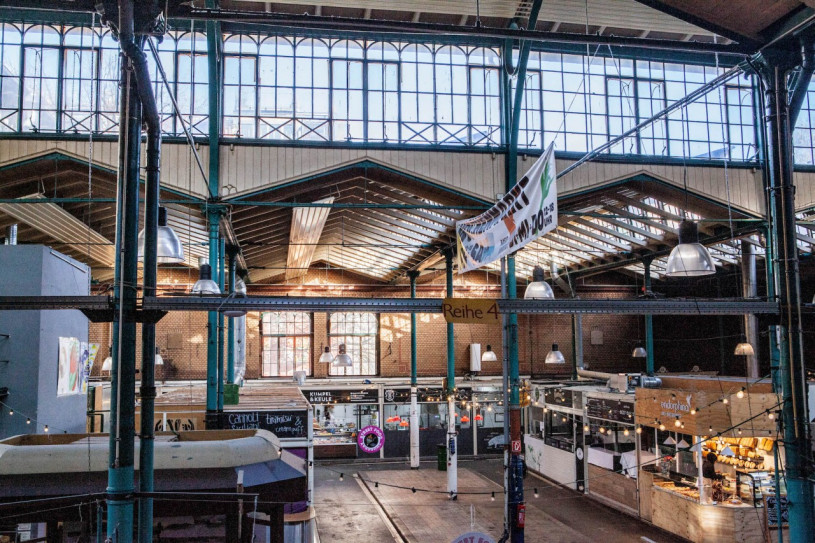 plush74 berlin kreuzberg market hall 1