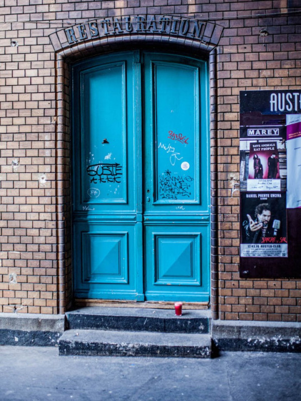 plush74 berlin kreuzberg market hall 4