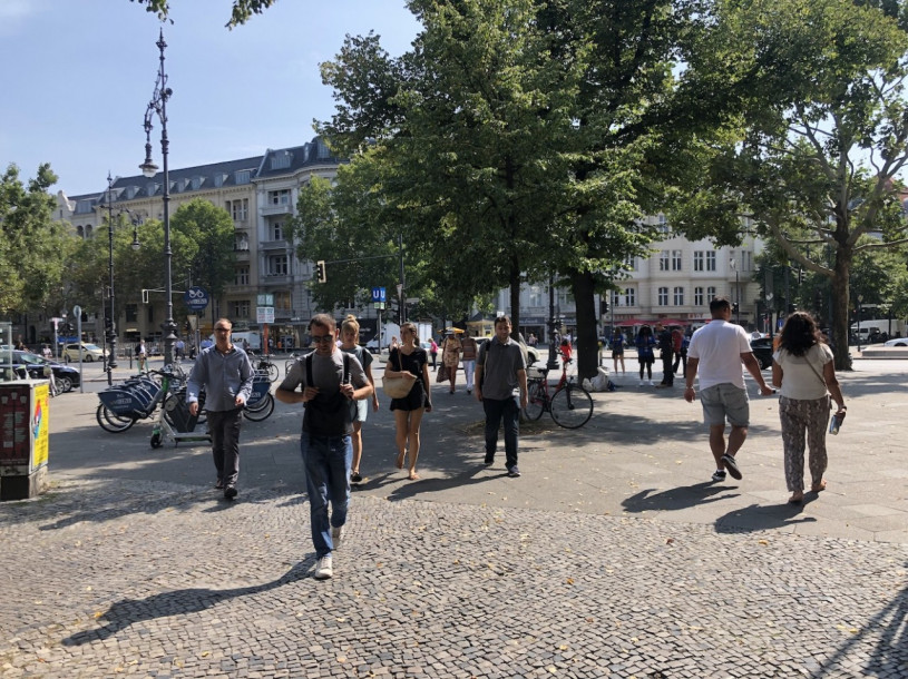 plush74 berlin street scouting modern shoot film photo agency 15