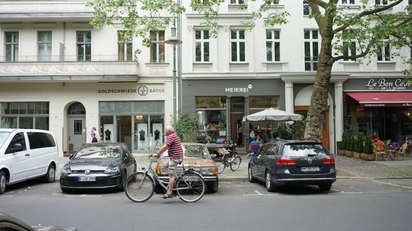 plush74 berlin street scouting modern shoot film photo production 11