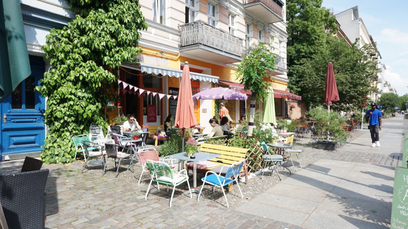 plush74 berlin street scouting modern shoot film photo production 2