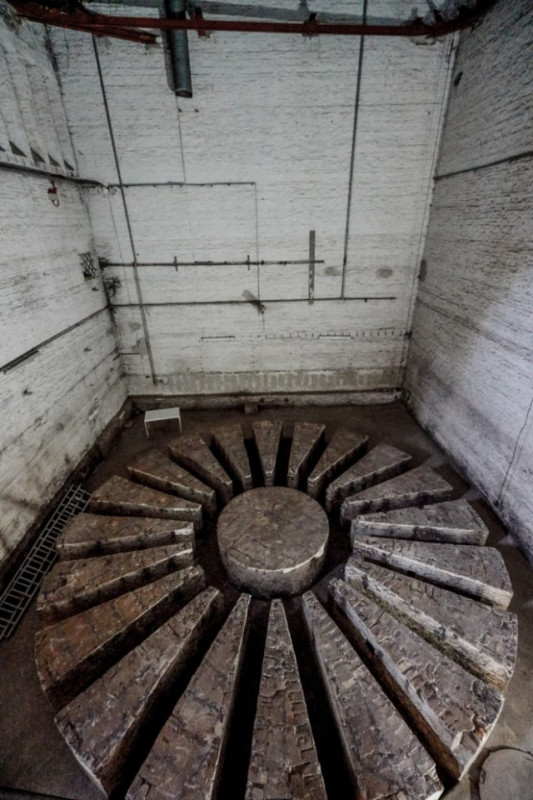 plush74 berlin warehouse industrial gallery art location film photo event scout 21