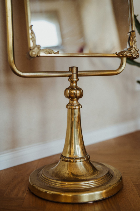 plush74 black studio 18