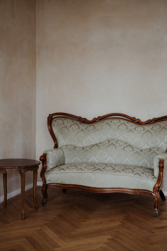 plush74 black studio 7