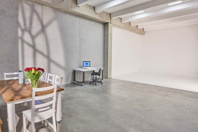 plush74 brick meets white studio 3