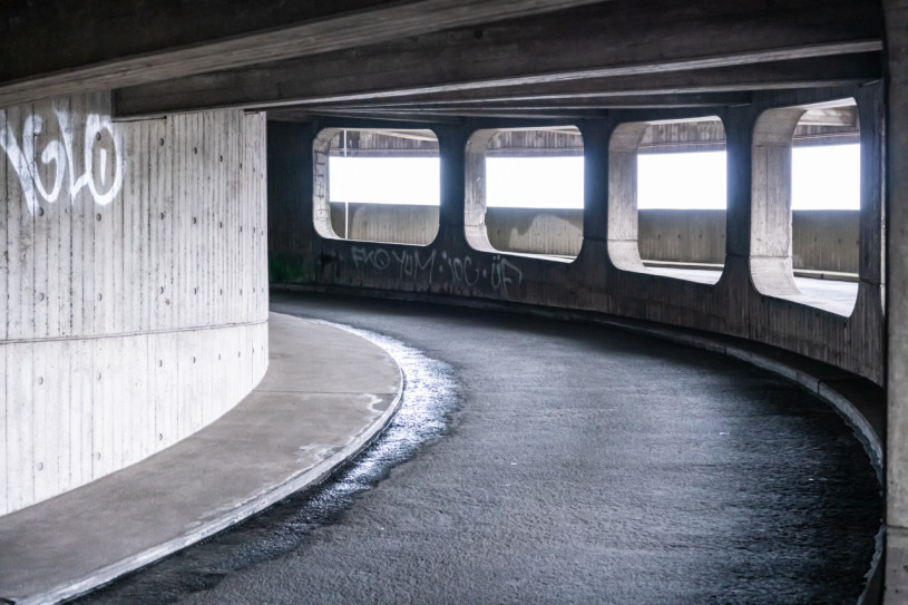 peluche74 parcheggio brutalista berlino 29 (2)