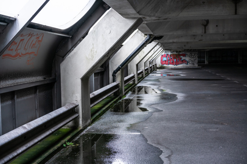 peluche74 parcheggio brutalista berlino 40