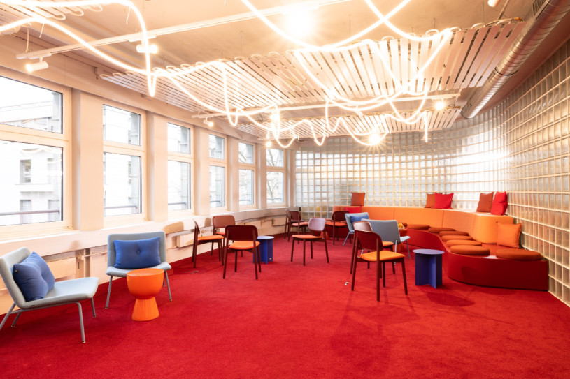 plush74 central workspace charm 5(1)