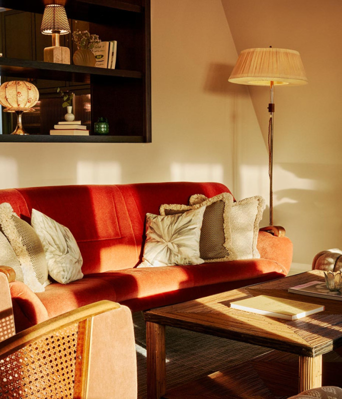 plush74 charlottenburg039s elegant modern retreat 10